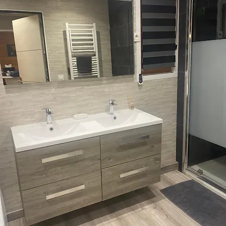 Le Havre De Bois Шале Бурбур